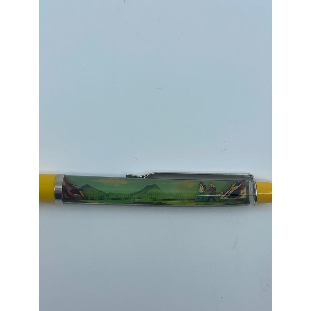 Vintage Floaty Pen Hikers Pine Mountain State Park Souvenir Yellow Kentucky READ